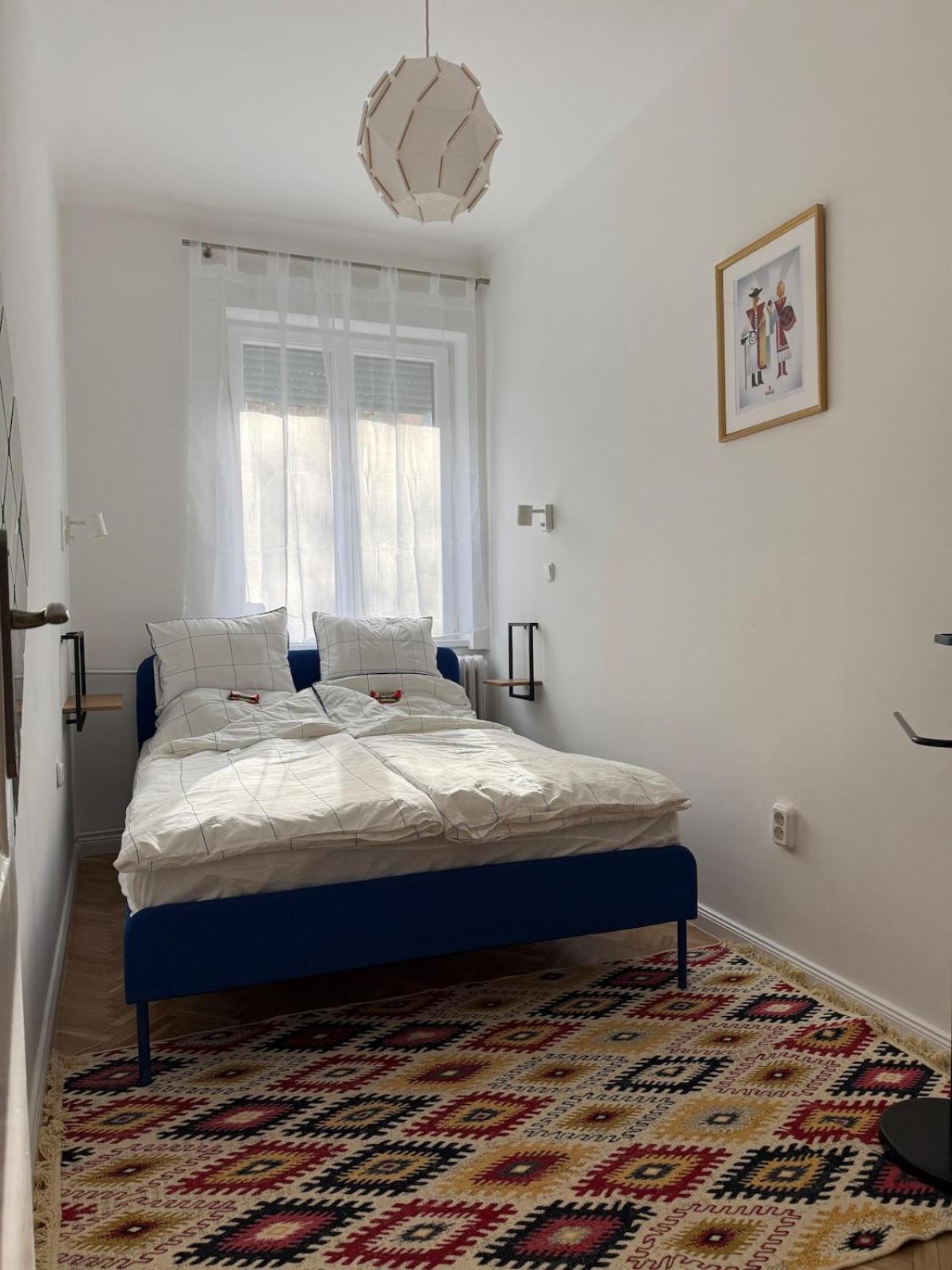 Buda's Crib Apartment *